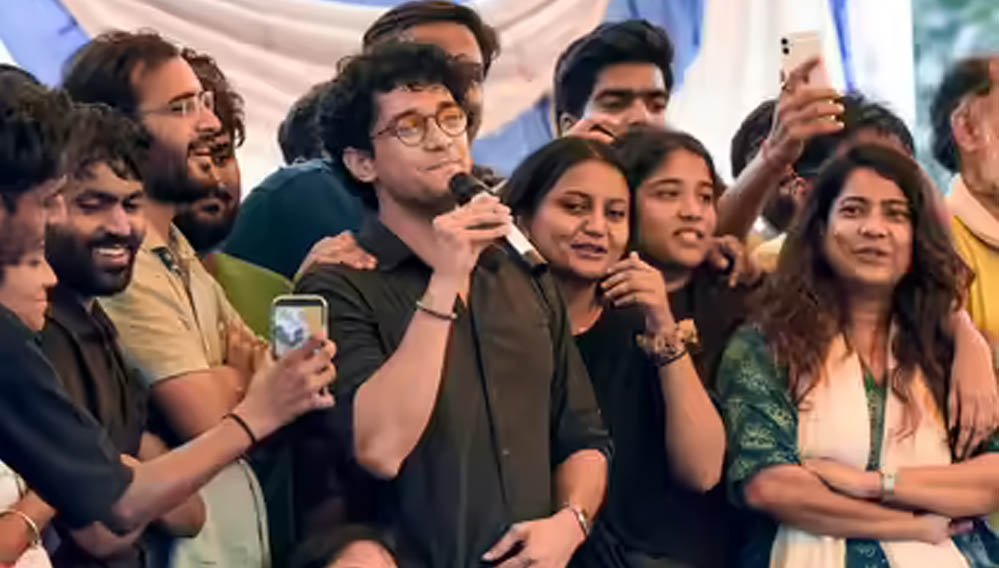 आखिर फिर आंदोलन की राह पर क्यों है कॉकरोच जनता पार्टी? जानिए नई चेतावनी की वजह