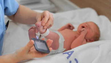बार-बार ब्लड टेस्ट से बच्चों को खतरा? NICU में भर्ती नवजातों पर चौंकाने वाला दावा बार-बार ब्लड टेस्ट से बच्चों को खतरा? NICU में भर्ती नवजातों पर चौंकाने वाला दावा