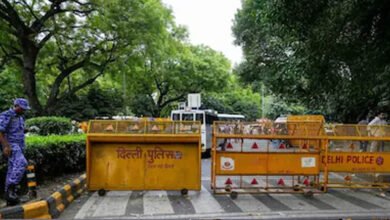 जंतर-मंतर पर बढ़ी हलचल! बैरिकेड्स हुए मजबूत, RAF तैनात; आखिर क्या है वजह? जंतर-मंतर पर बढ़ी हलचल! बैरिकेड्स हुए मजबूत, RAF तैनात; आखिर क्या है वजह?