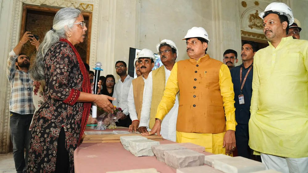 संग्रहालय निर्माण में पुरानी निर्माण पद्धति और गुणवत्ता का ध्यान रखा जाए : मुख्यमंत्री डॉ. यादव संग्रहालय निर्माण में पुरानी निर्माण पद्धति और गुणवत्ता का ध्यान रखा जाए : मुख्यमंत्री डॉ. यादव