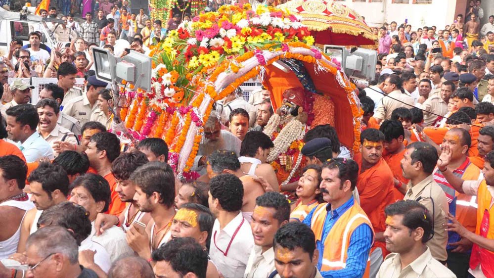 सावन-भादौ में बाबा महाकाल की 6 शाही सवारियां, उज्जैन में रोज 4 लाख श्रद्धालुओं के पहुंचने का अनुमान सावन-भादौ में बाबा महाकाल की 6 शाही सवारियां, उज्जैन में रोज 4 लाख श्रद्धालुओं के पहुंचने का अनुमान