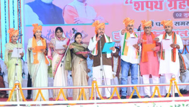 रायपुर : मुख्यमंत्री विष्णुदेव साय ने बम्हनीडीह के विकास की नई यात्रा का किया शुभारंभ रायपुर : मुख्यमंत्री विष्णुदेव साय ने बम्हनीडीह के विकास की नई यात्रा का किया शुभारंभ