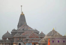 राम मंदिर में दान काउंटिंग का नया नियम: कर्मचारियों के लिए ‘नो-पॉकेट’ ड्रेस कोड लागू