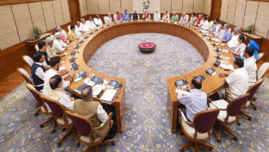 Modi Cabinet Reshuffle: कैबिनेट विस्तार में नौकरशाहों की एंट्री की चर्चा, मिल सकती है बड़ी जिम्मेदारी