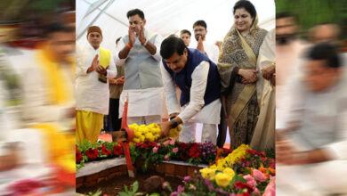 सीएम डॉ. यादव ने किया इंडस्ट्रियल पार्क का भूमि-पूजन, बोले- गरीब-अन्नदाता-युवा-नारी का होगा कल्याण सीएम डॉ. यादव ने किया इंडस्ट्रियल पार्क का भूमि-पूजन, बोले- गरीब-अन्नदाता-युवा-नारी का होगा कल्याण
