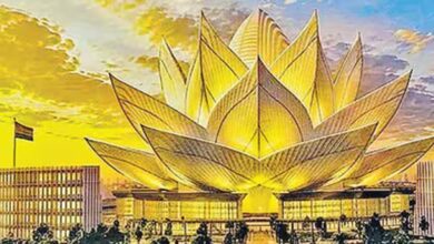 यूपी की नई विधानसभा कमल के आकार में बनेगी, 700 विधायकों के बैठने की व्यवस्था