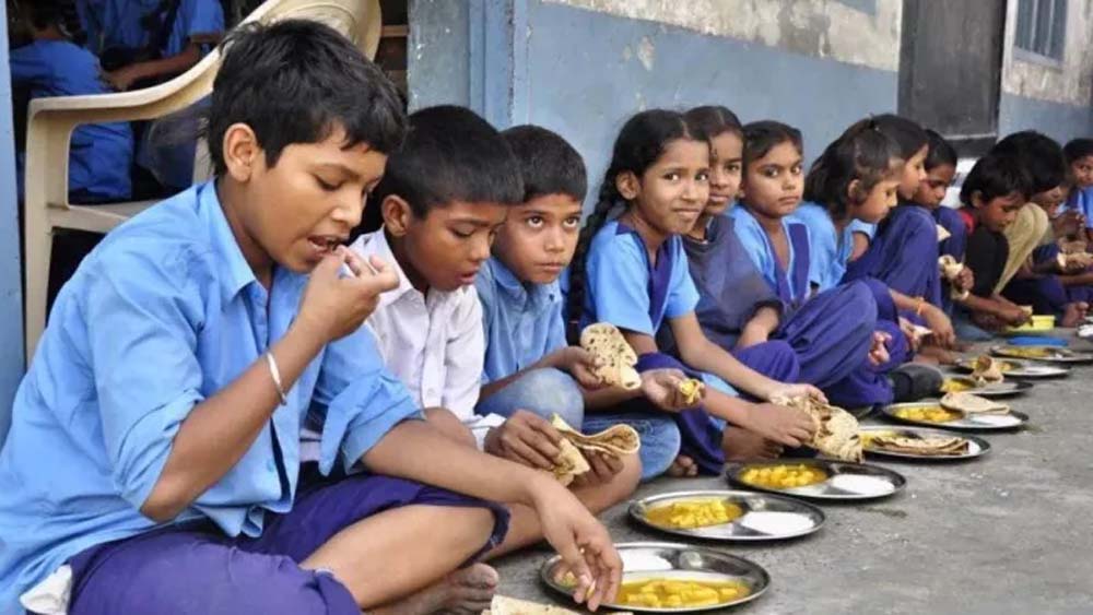 बिहार के स्कूलों में मानसून तक बैंगन-भिंडी और साग पर लगी रोक बिहार के स्कूलों में मानसून तक बैंगन-भिंडी और साग पर लगी रोक