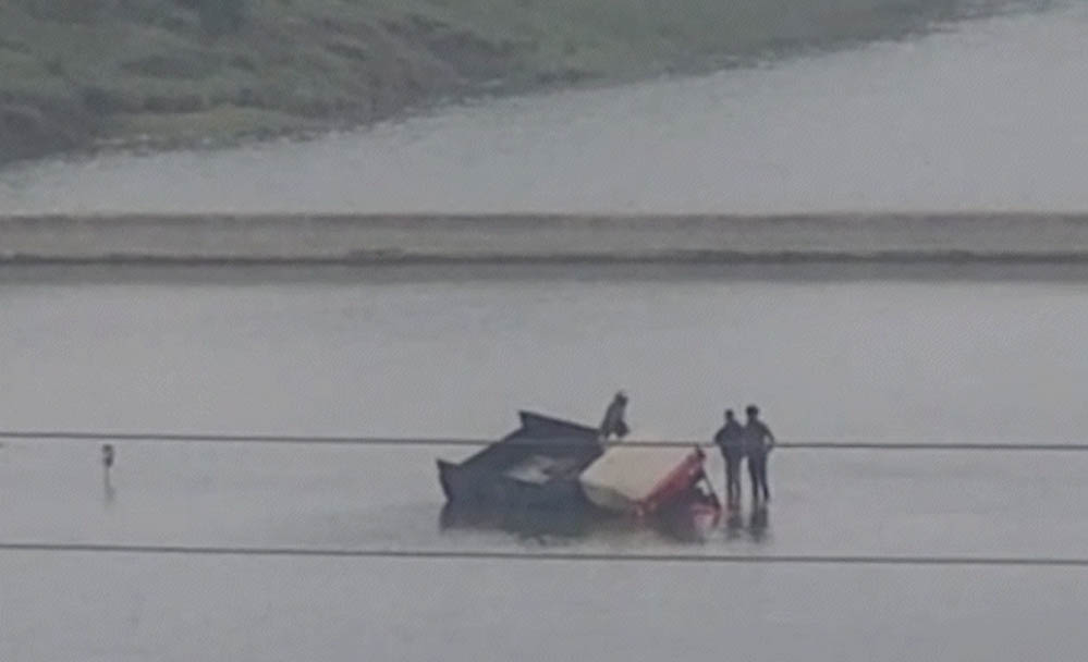 MP Weather Update: 35 जिलों में झमाझम बारिश, भोपाल-राजगढ़ वैकल्पिक मार्ग बंद; खजुराहो-मंडला में 4.2 इंच पानी MP Weather Update: 35 जिलों में झमाझम बारिश, भोपाल-राजगढ़ वैकल्पिक मार्ग बंद; खजुराहो-मंडला में 4.2 इंच पानी
