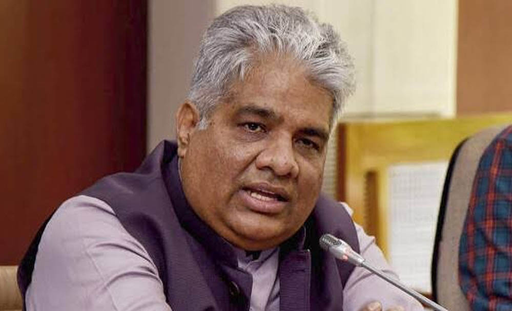 केंद्रीय मंत्री भूपेंद्र यादव के निजी सचिव हटाए गए, दो अन्य अधिकारियों पर भी गिरी गाज केंद्रीय मंत्री भूपेंद्र यादव के निजी सचिव हटाए गए, दो अन्य अधिकारियों पर भी गिरी गाज