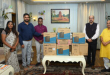 स्वेच्छानुदान मद से सुदूर वनांचल स्थित स्वामी आत्मानंद स्कूल, मांझीगुडा को 10 कंप्यूटर प्रदत्त