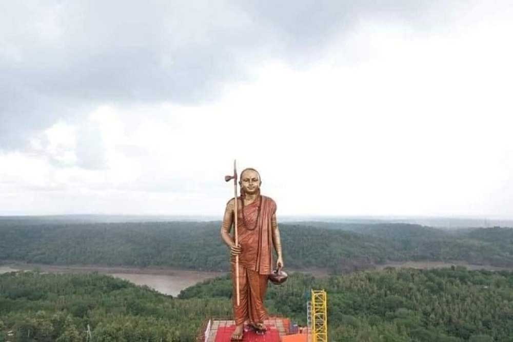 ओंकारेश्वर में स्थापित एकात्मता की मूर्ति (स्टैच्यू ऑफ वननेस) पूर्णतः सुरक्षित और सुदृढ़ ओंकारेश्वर में स्थापित एकात्मता की मूर्ति (स्टैच्यू ऑफ वननेस) पूर्णतः सुरक्षित और सुदृढ़