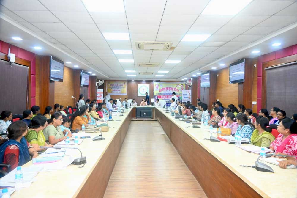 कुपोषण और एनीमिया के खिलाफ जमीनी स्तर पर तंत्र को करें मजबूत, हर दिन आंगनबाड़ी केंद्रों का करें निरीक्षण: मंत्री लक्ष्मी राजवाड़े कुपोषण और एनीमिया के खिलाफ जमीनी स्तर पर तंत्र को करें मजबूत, हर दिन आंगनबाड़ी केंद्रों का करें निरीक्षण: मंत्री लक्ष्मी राजवाड़े