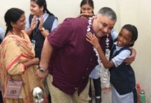 बेटियों के सपनों को मिली नई उड़ान, शाला प्रवेश उत्सव में शामिल हुए पर्यटन एवं संस्कृति मंत्री  राजेश अग्रवाल