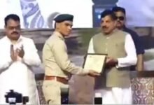 मुख्यमंत्री डॉ. यादव ने अंतर्राष्ट्रीय बाघ दिवस पर एसटीएफ जबलपुर के वनरक्षक  तौहेल को किया सम्मानित