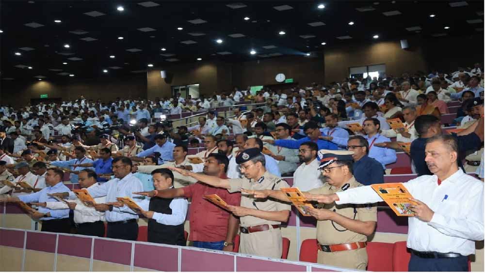 CM सम्राट चौधरी की सख्त चेतावनी, बोले- शॉर्टकट से अमीर बने तो बेऊर जेल जाना तय CM सम्राट चौधरी की सख्त चेतावनी, बोले- शॉर्टकट से अमीर बने तो बेऊर जेल जाना तय
