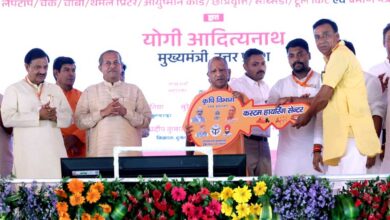 सपनों को मिले पंख: अमरोहा में सीएम योगी ने बांटी खुशियों की चाबी और स्वावलंबन के चेक सपनों को मिले पंख: अमरोहा में सीएम योगी ने बांटी खुशियों की चाबी और स्वावलंबन के चेक