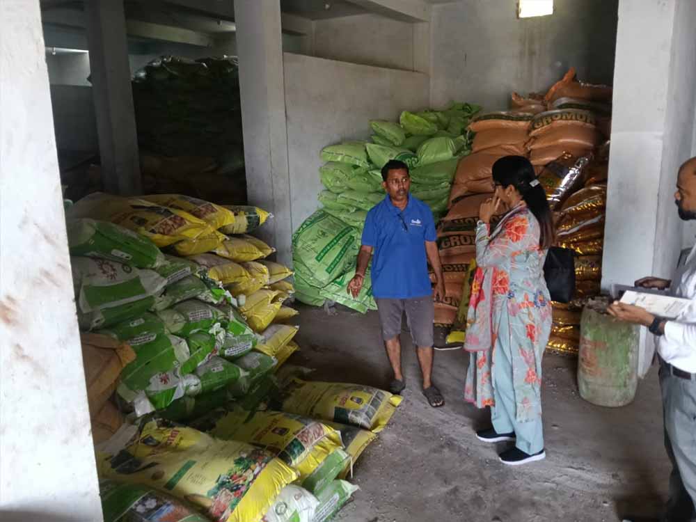 दुर्ग में खाद की गुणवत्ता पर बड़ा खुलासा, समितियों में भंडारित नमूने जांच में फेल