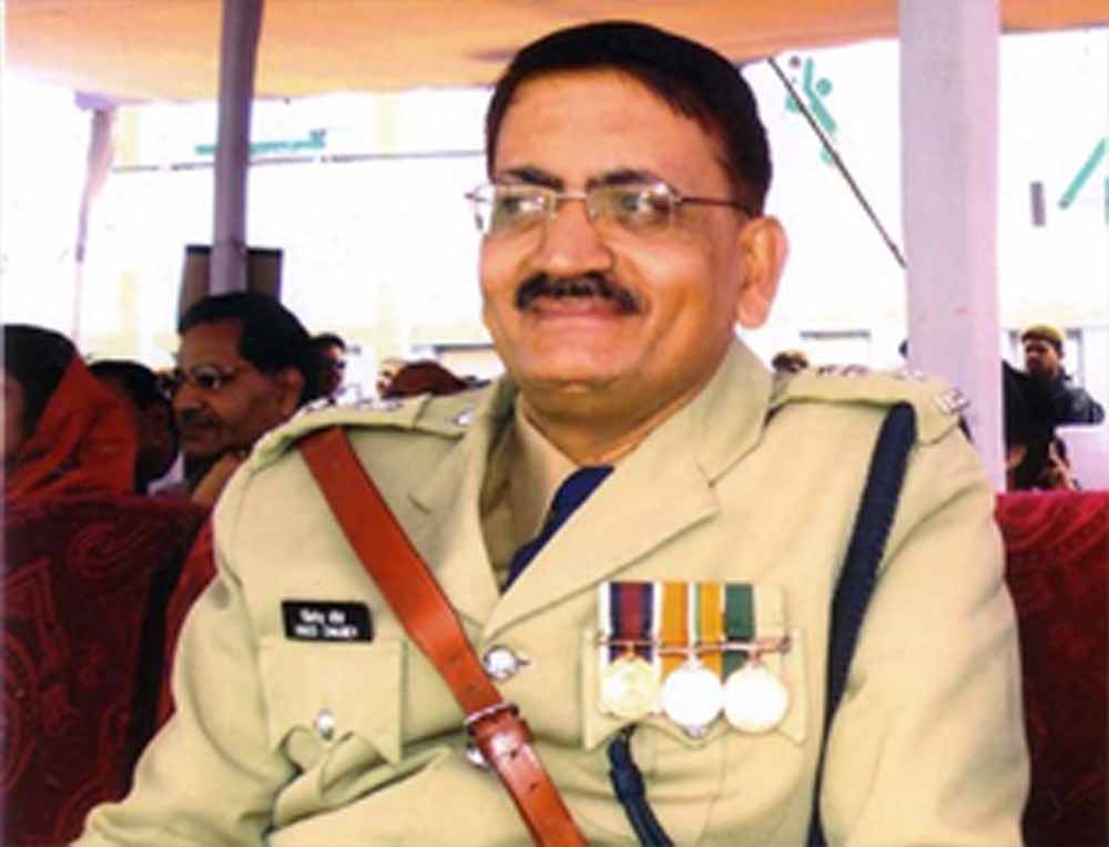 मदनवाड़ा नक्सल हमले की 17वीं बरसी: SP समेत 29 जवानों के सर्वोच्च बलिदान को किया गया याद मदनवाड़ा नक्सल हमले की 17वीं बरसी: SP समेत 29 जवानों के सर्वोच्च बलिदान को किया गया याद