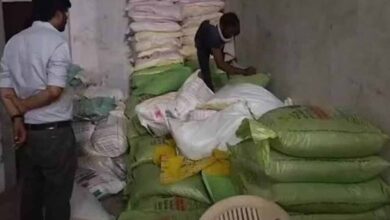 दुर्ग में अवैध खाद के गोदाम पर प्रशासन की बड़ी कार्रवाई, कृषि सामग्री जब्त दुर्ग में अवैध खाद के गोदाम पर प्रशासन की बड़ी कार्रवाई, कृषि सामग्री जब्त