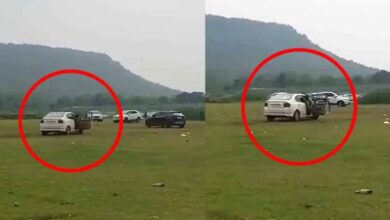 सूरजपुर के पर्यटन स्थल पर कार से खतरनाक स्टंट, युवकों का वीडियो चर्चा में