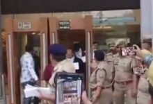 डोंगरगढ़ में फॉरेक्स ट्रेडिंग के नाम पर अरबों की ठगी, निवेशकों ने आरोपी के घर का किया घेराव