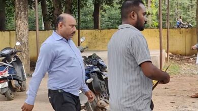 कोंडागांव में रिश्वतखोरी का भंडाफोड़, नामांतरण के बदले घूस लेते तहसीलदार का रीडर गिरफ्तार
