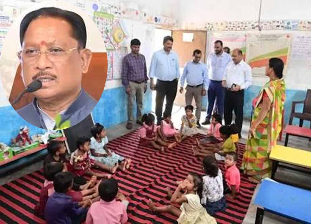 मुख्यमंत्री साय की पहल से वनांचल के पंडो बच्चों तक पहुंची शिक्षा, गांव में ही बनी विशेष पढ़ाई की व्यवस्था मुख्यमंत्री साय की पहल से वनांचल के पंडो बच्चों तक पहुंची शिक्षा, गांव में ही बनी विशेष पढ़ाई की व्यवस्था