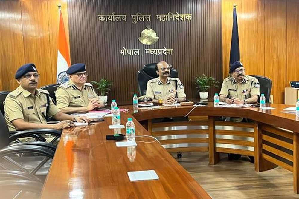 “नशे से दूरी है जरूरी 2.0” अभियान को जनआंदोलन का स्वरूप दें – डीजीपी कैलाश मकवाणा “नशे से दूरी है जरूरी 2.0” अभियान को जनआंदोलन का स्वरूप दें – डीजीपी कैलाश मकवाणा