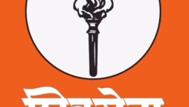 शिवसेना (यूबीटी) ने नीट पीड़ित छात्रों के साथ की गयी पुलिस कार्यवाही पर जताया विरोध शिवसेना (यूबीटी) ने नीट पीड़ित छात्रों के साथ की गयी पुलिस कार्यवाही पर जताया विरोध