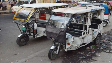 ई-रिक्शा चालकों के सामने नई मुसीबत, ‘चाइनीज ऐप’ से हैक हो रहे वाहन ई-रिक्शा चालकों के सामने नई मुसीबत, ‘चाइनीज ऐप’ से हैक हो रहे वाहन