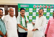 जदयू में शामिल हुए प्रसिद्ध सामाजिक कार्यकर्ता आशीष कुमार, प्रदेश महासचिव की मिली जिम्मेदारी