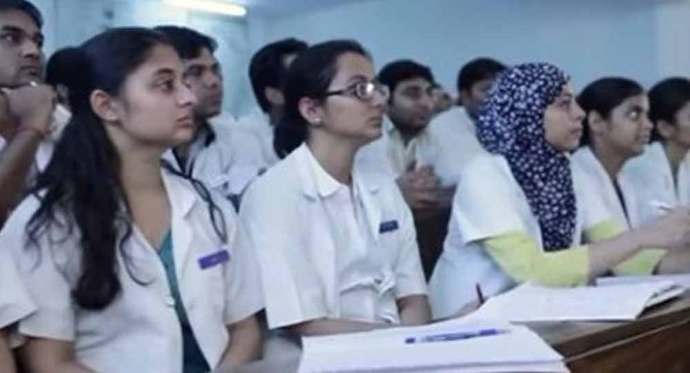 MP में बदली DRP नीति, अब मेडिकल कॉलेजों के डीन तय करेंगे PG डॉक्टरों की पोस्टिंग MP में बदली DRP नीति, अब मेडिकल कॉलेजों के डीन तय करेंगे PG डॉक्टरों की पोस्टिंग