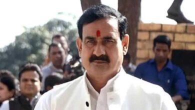 नरोत्तम मिश्रा की वापसी के संकेत? दतिया उपचुनाव के बाद बदल सकते हैं प्रदेश के राजनीतिक समीकरण नरोत्तम मिश्रा की वापसी के संकेत? दतिया उपचुनाव के बाद बदल सकते हैं प्रदेश के राजनीतिक समीकरण