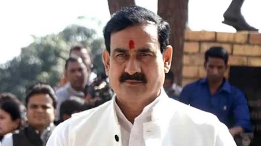नरोत्तम मिश्रा की वापसी के संकेत? दतिया उपचुनाव के बाद बदल सकते हैं प्रदेश के राजनीतिक समीकरण नरोत्तम मिश्रा की वापसी के संकेत? दतिया उपचुनाव के बाद बदल सकते हैं प्रदेश के राजनीतिक समीकरण