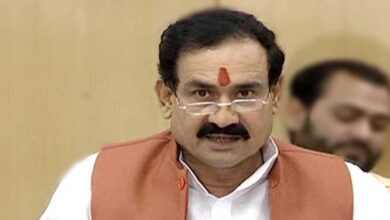 नरोत्तम मिश्रा ने खोला बड़ा राज: उद्धव ठाकरे की शिवसेना ने दिया था टिकट का ऑफर, मिला जवाब नरोत्तम मिश्रा ने खोला बड़ा राज: उद्धव ठाकरे की शिवसेना ने दिया था टिकट का ऑफर, मिला जवाब