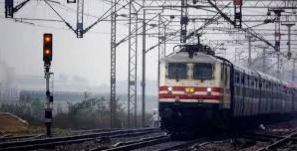 छत्तीसगढ़ को केंद्र का बड़ा तोहफा, ₹51 हजार करोड़ की परियोजनाओं से बदलेगी विकास की तस्वीर छत्तीसगढ़ को केंद्र का बड़ा तोहफा, ₹51 हजार करोड़ की परियोजनाओं से बदलेगी विकास की तस्वीर