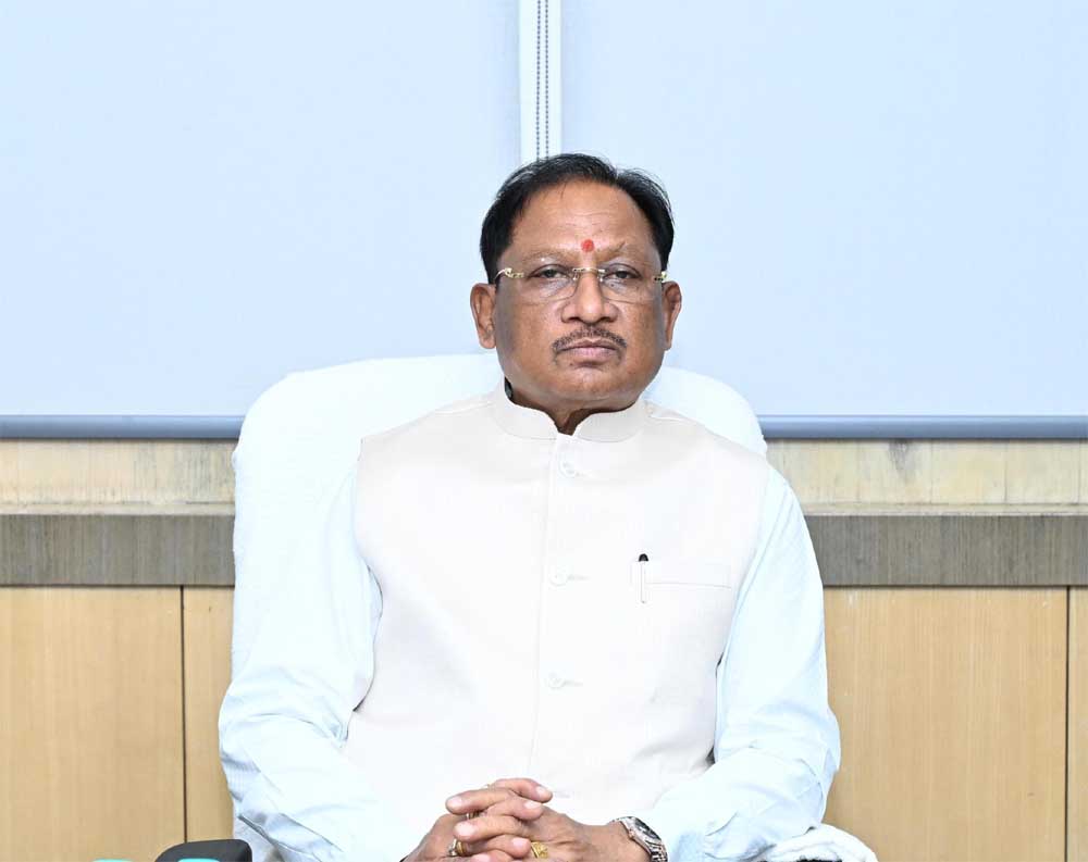 नकटी में शासकीय भूमि से अतिक्रमण हटाने से पहले सरकार ने प्रभावित परिवारों को दिया पक्का आवास नकटी में शासकीय भूमि से अतिक्रमण हटाने से पहले सरकार ने प्रभावित परिवारों को दिया पक्का आवास