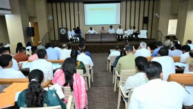 निर्माण कार्यों का हर 15 दिनों में करें निरीक्षण, नागरिक सुविधाओं के काम में न हो लापरवाही : शंगीता आर. निर्माण कार्यों का हर 15 दिनों में करें निरीक्षण, नागरिक सुविधाओं के काम में न हो लापरवाही : शंगीता आर.