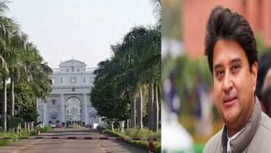 सिंधिया राजघराने के 37 साल पुराने विवाद का होगा अंत, 8 जुलाई को कोर्ट में पूरी होगी औपचारिक प्रक्रिया सिंधिया राजघराने के 37 साल पुराने विवाद का होगा अंत, 8 जुलाई को कोर्ट में पूरी होगी औपचारिक प्रक्रिया