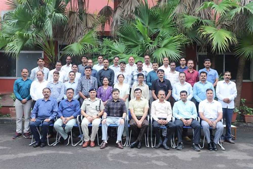 सड़क दुर्घटनाओं को रोकने सड़क सुरक्षा प्रबंधन पर दो दिवसीय प्रशिक्षण सड़क दुर्घटनाओं को रोकने सड़क सुरक्षा प्रबंधन पर दो दिवसीय प्रशिक्षण