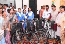 शिक्षा से ही होता है सशक्त राष्ट्र का निर्माण, बड़े लक्ष्य तय कर पूरी निष्ठा से करें पढ़ाई: मंत्री  टंक राम वर्मा