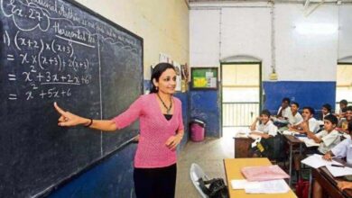 UP Teachers News: चुनाव से पहले CM योगी का बड़ा दांव, शिक्षकों की वर्षों पुरानी मांग होगी पूरी UP Teachers News: चुनाव से पहले CM योगी का बड़ा दांव, शिक्षकों की वर्षों पुरानी मांग होगी पूरी