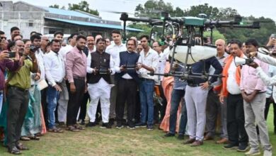 धमतरी बना प्रदेश का पहला जिला, जहाँ PACS  के जरिए किसानों को मिलेगी ड्रोन स्प्रेयर सेवा