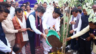 एक पेड़ माँ के नाम 3.0’ से हरित भविष्य का संकल्प होगा और मजबूत : वनमंत्री श्री केदार कश्यप एक पेड़ माँ के नाम 3.0’ से हरित भविष्य का संकल्प होगा और मजबूत : वनमंत्री श्री केदार कश्यप