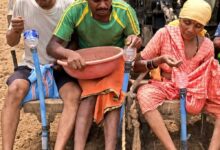 मुख्यमंत्री  विष्णु देव साय के कृषि नवाचार को बढ़ावा देने के संकल्प को मिली नई उड़ान, प्रगतिशील किसान भानुप्रताप ने जुगाड़ तकनीक से तैयार की सीड ड्रिल