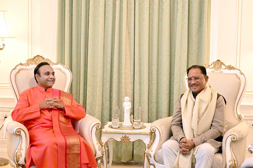 मुख्यमंत्री विष्णुदेव साय ने सत्य साई ग्राम के सेवा मॉडल को बताया जनकल्याण का प्रेरक उदाहरण मुख्यमंत्री विष्णुदेव साय ने सत्य साई ग्राम के सेवा मॉडल को बताया जनकल्याण का प्रेरक उदाहरण