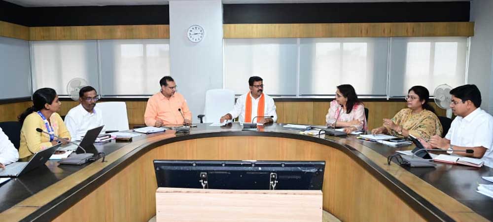 छत्तीसगढ़ में एआई (AI) तकनीक से होगा पीएमजीएसवाई सड़कों का निरीक्षण- उप मुख्यमंत्री विजय शर्मा का बड़ा फैसला छत्तीसगढ़ में एआई (AI) तकनीक से होगा पीएमजीएसवाई सड़कों का निरीक्षण- उप मुख्यमंत्री विजय शर्मा का बड़ा फैसला