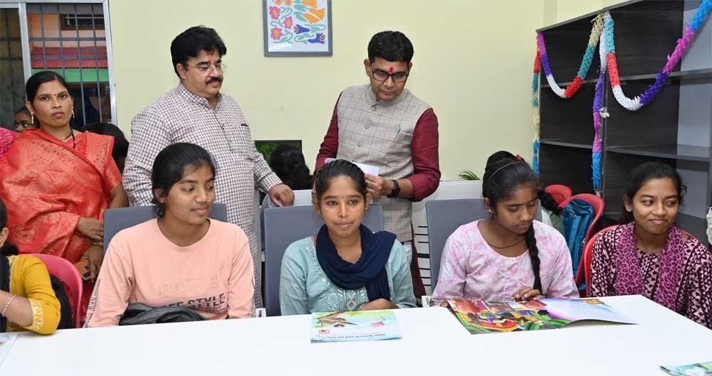 गांव और शहर के युवाओं के बीच अवसरों की दूरी मिटाएगी ई-लाइब्रेरी-मंत्री  टंक राम वर्मा