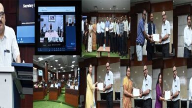 ई-ऑफिस एवं समयबद्ध उपस्थिति में उत्कृष्ट प्रदर्शन करने वाले अधिकारी-कर्मचारी सम्मानित
