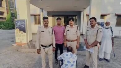 थाना निशातपुरा पुलिस की बड़ी कार्यवाही, कुख्यात 10000/-रुपये का इनामी बदमाश काला उर्फ नजफ ईरानी गिरफ्तार थाना निशातपुरा पुलिस की बड़ी कार्यवाही, कुख्यात 10000/-रुपये का इनामी बदमाश काला उर्फ नजफ ईरानी गिरफ्तार